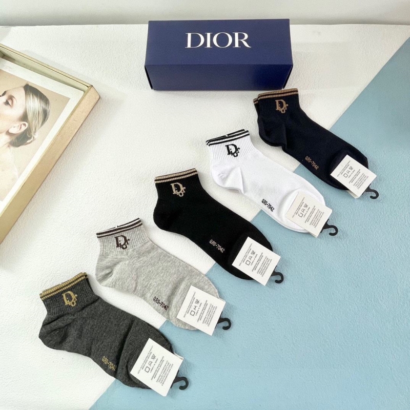 DIOR